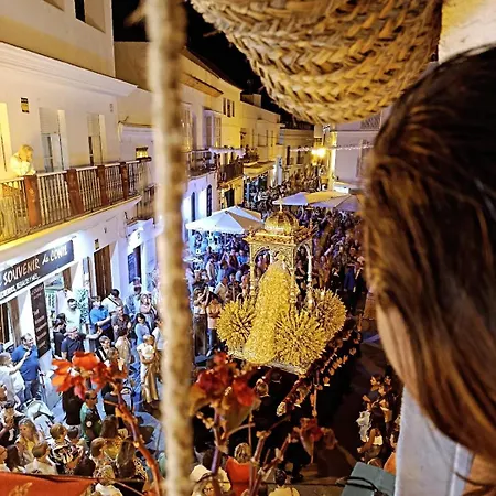 La Plaza De Conil * Conil De La Frontera