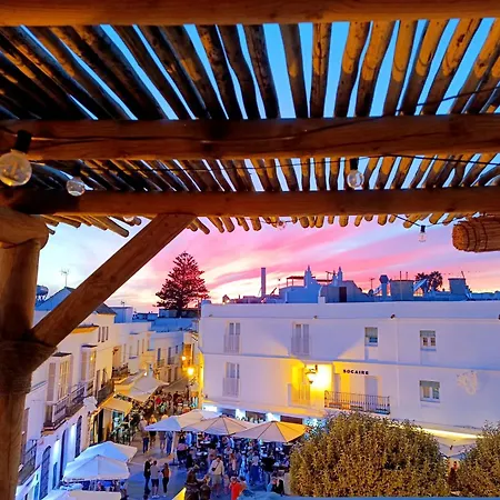 펜션 La Plaza De Conil *