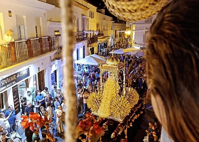 La Plaza De Conil * Conil De La Frontera